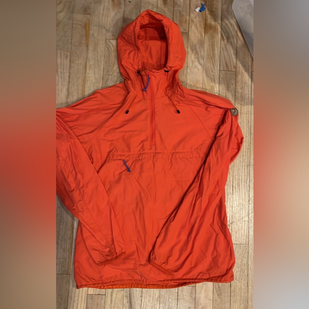 Fjallraven windbreaker